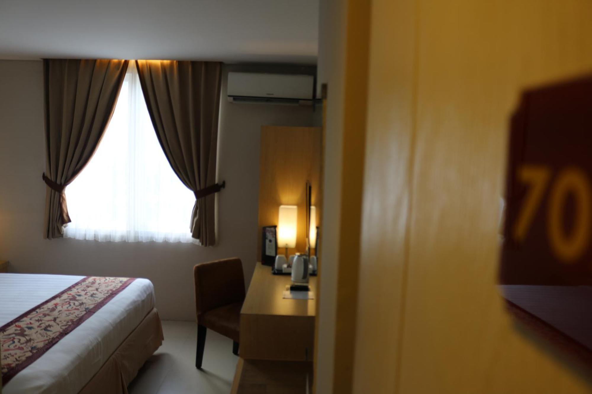 Bekizaar Hotel Surabaya Dış mekan fotoğraf