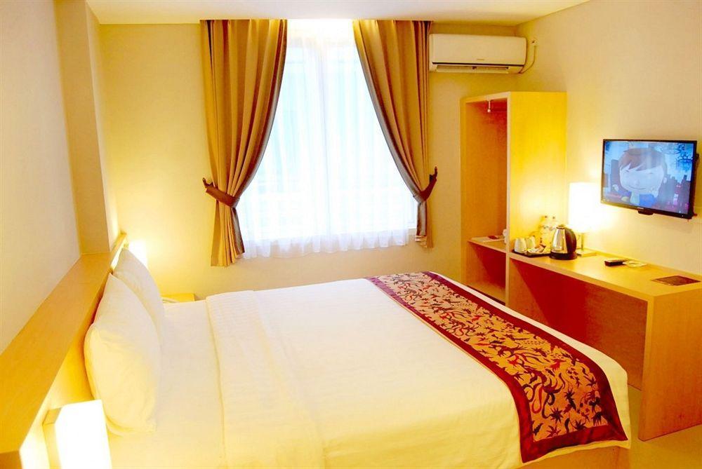 Bekizaar Hotel Surabaya Dış mekan fotoğraf