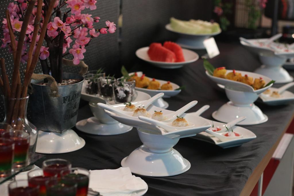 Bekizaar Hotel Surabaya Dış mekan fotoğraf