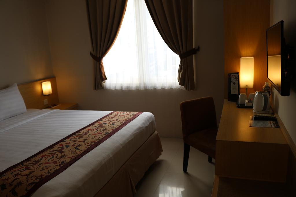 Bekizaar Hotel Surabaya Dış mekan fotoğraf