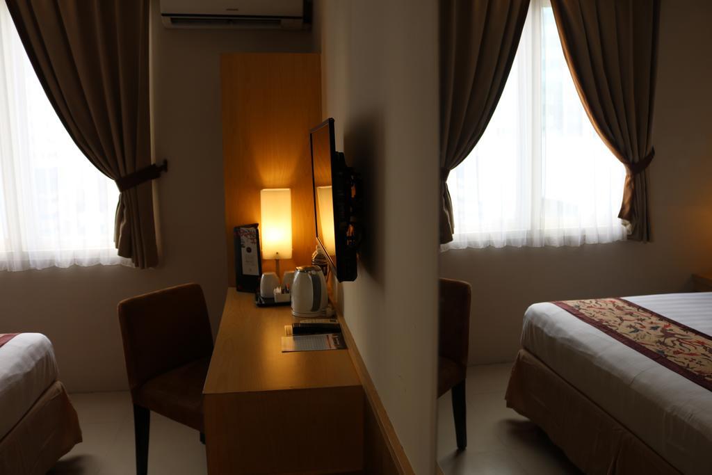 Bekizaar Hotel Surabaya Dış mekan fotoğraf