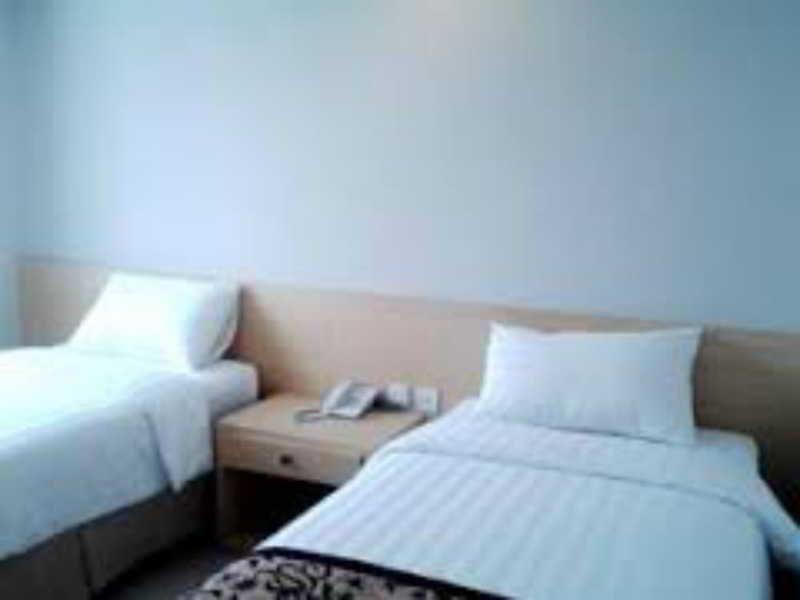 Bekizaar Hotel Surabaya Dış mekan fotoğraf