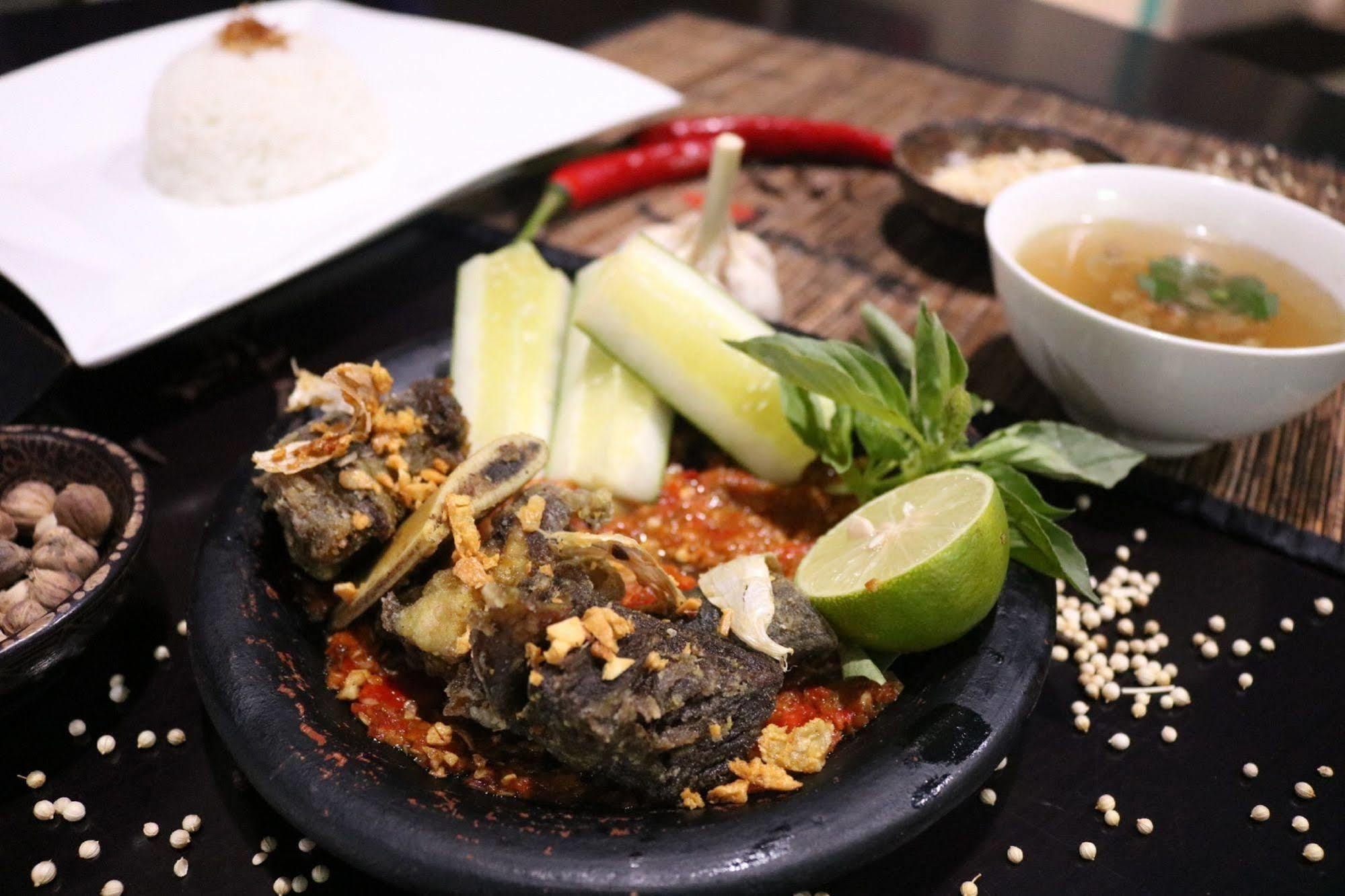 Bekizaar Hotel Surabaya Dış mekan fotoğraf