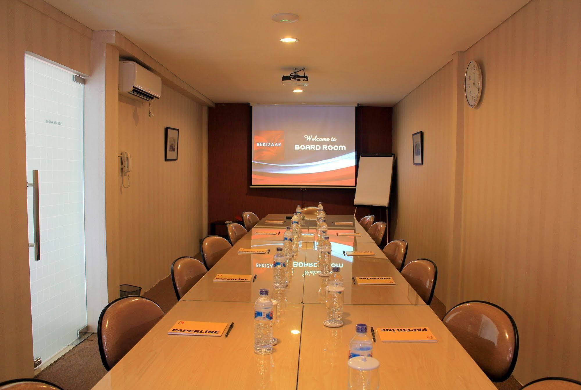 Bekizaar Hotel Surabaya Dış mekan fotoğraf