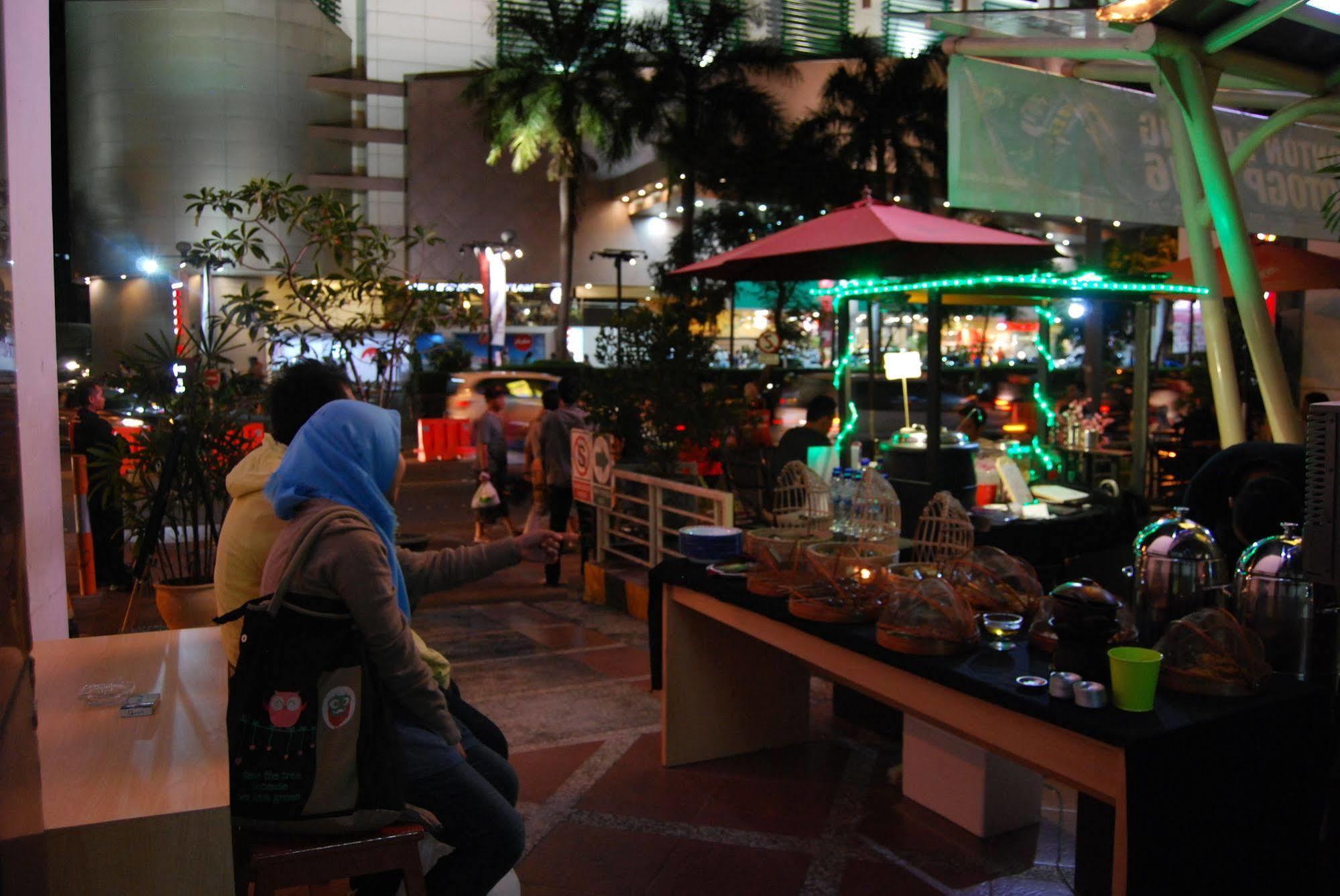 Bekizaar Hotel Surabaya Dış mekan fotoğraf